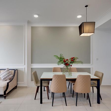 Smile Home Tresor Apartment - Modern Comfortable 호치민 외부 사진